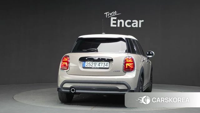 Mini Cooper id 4336975 из Кореи 27