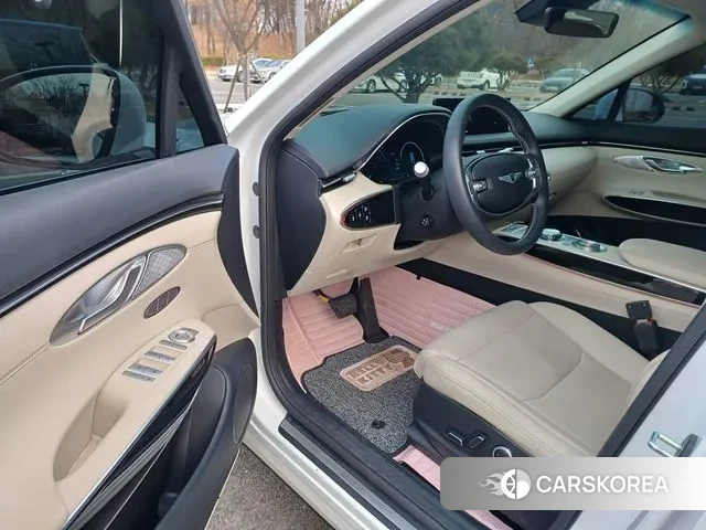 Genesis GV70 id 3605940 из Кореи 12