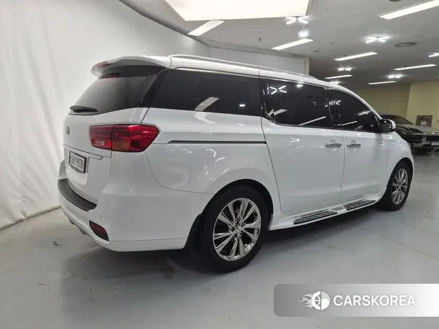 Kia The New Carnival id 3578596 из Кореи 14