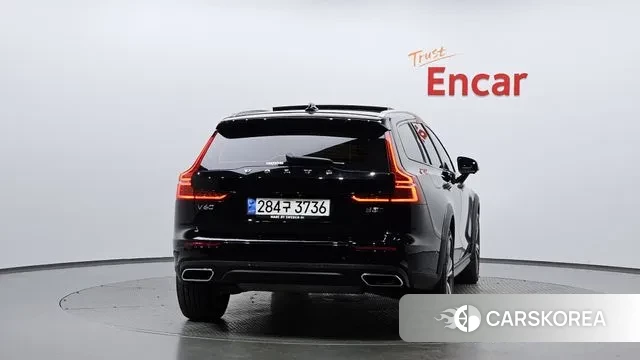 Volvo V60 Cross-Country 2nd Generation id 3577478 из Кореи 14