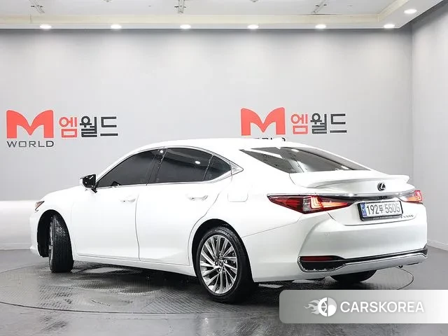 Lexus ES300h 7th generation id 3383000 из Кореи 14