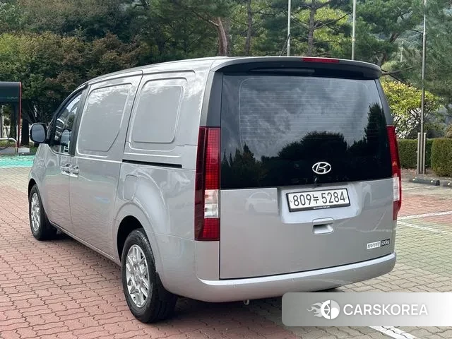 Hyundai Staria id 3405489 из Кореи 14