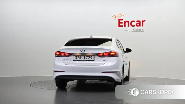 Hyundai Avante AD id 3077030 из Кореи 14