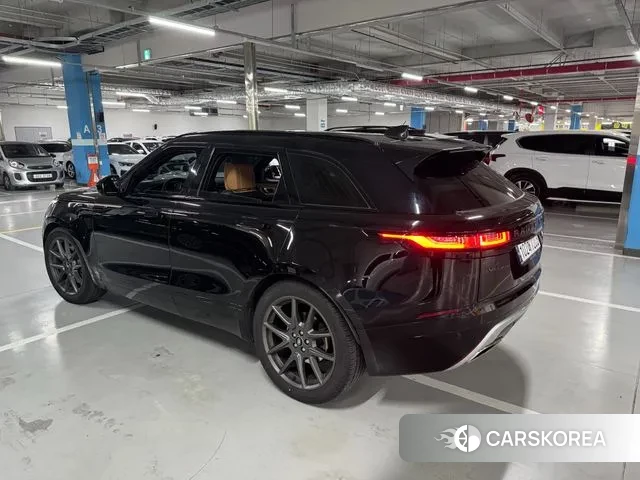 Land Rover Range Rover Velar 2023 Черный из Кореи, фото 4