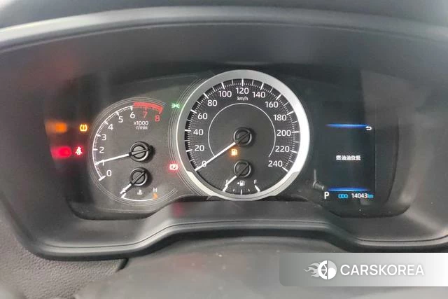 Toyota Corolla id 4205657 из Китая 11