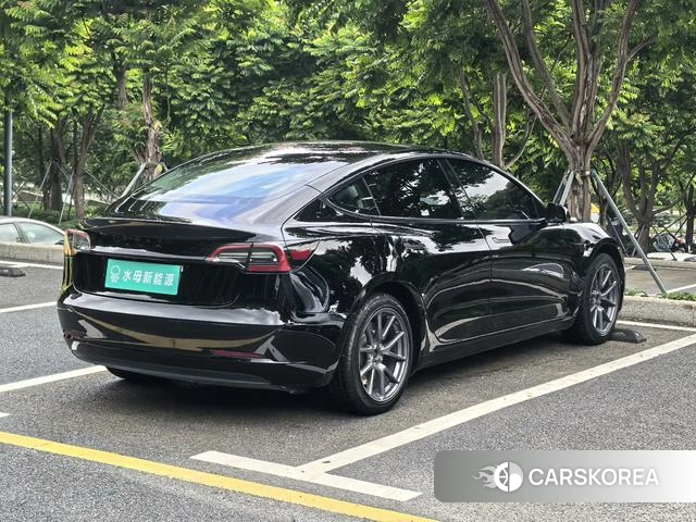 Tesla Model 3 2023 Черный из Китая, фото 4