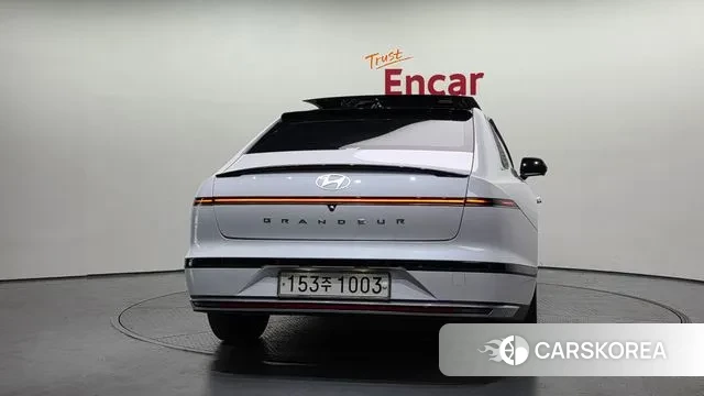 Hyundai Grandeur (GN7) id 3011431 из Кореи 14