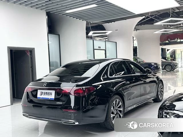 Mercedes-Benz E-class id 4368359 из Китая 12