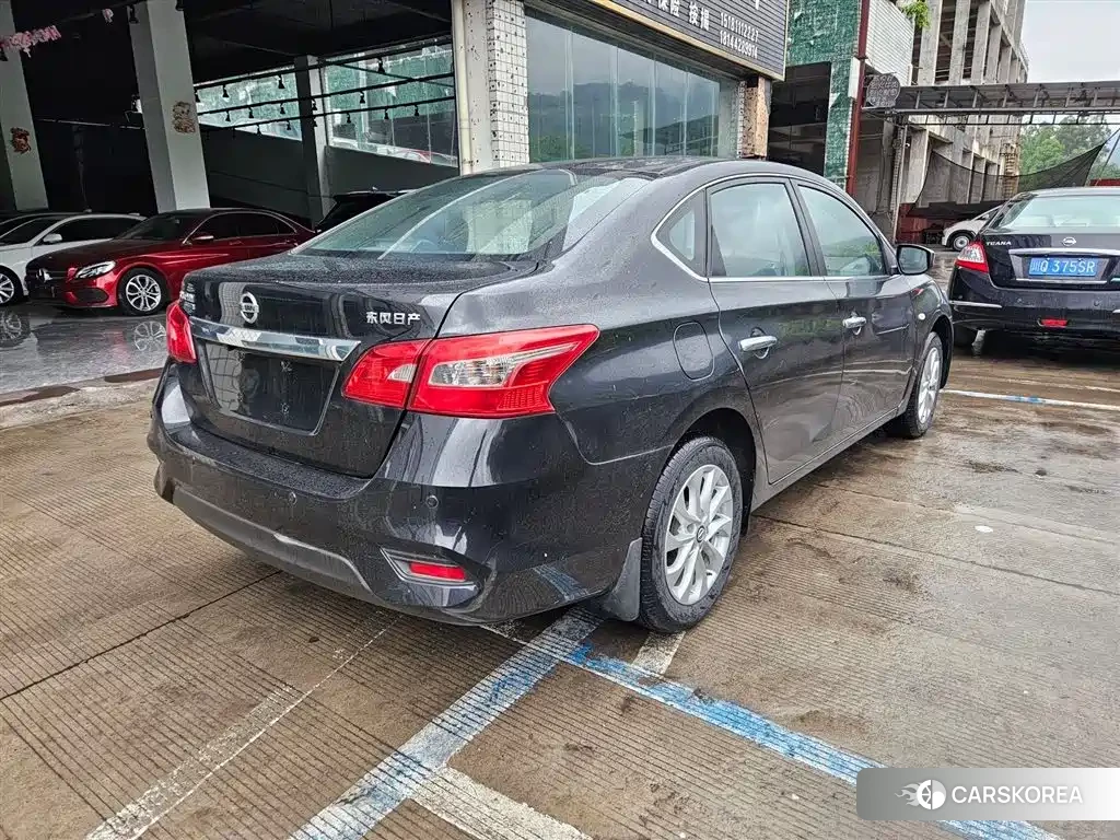 Nissan Sylphy 2022 Черный из Китая, фото 4