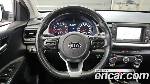Kia Stonic id 2654514 из Кореи 14