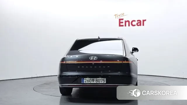 Hyundai Grandeur (GN7) id 3523327 из Кореи 14