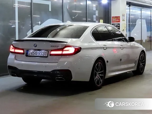 BMW 5 Series (G30) id 3509142 из Кореи 14