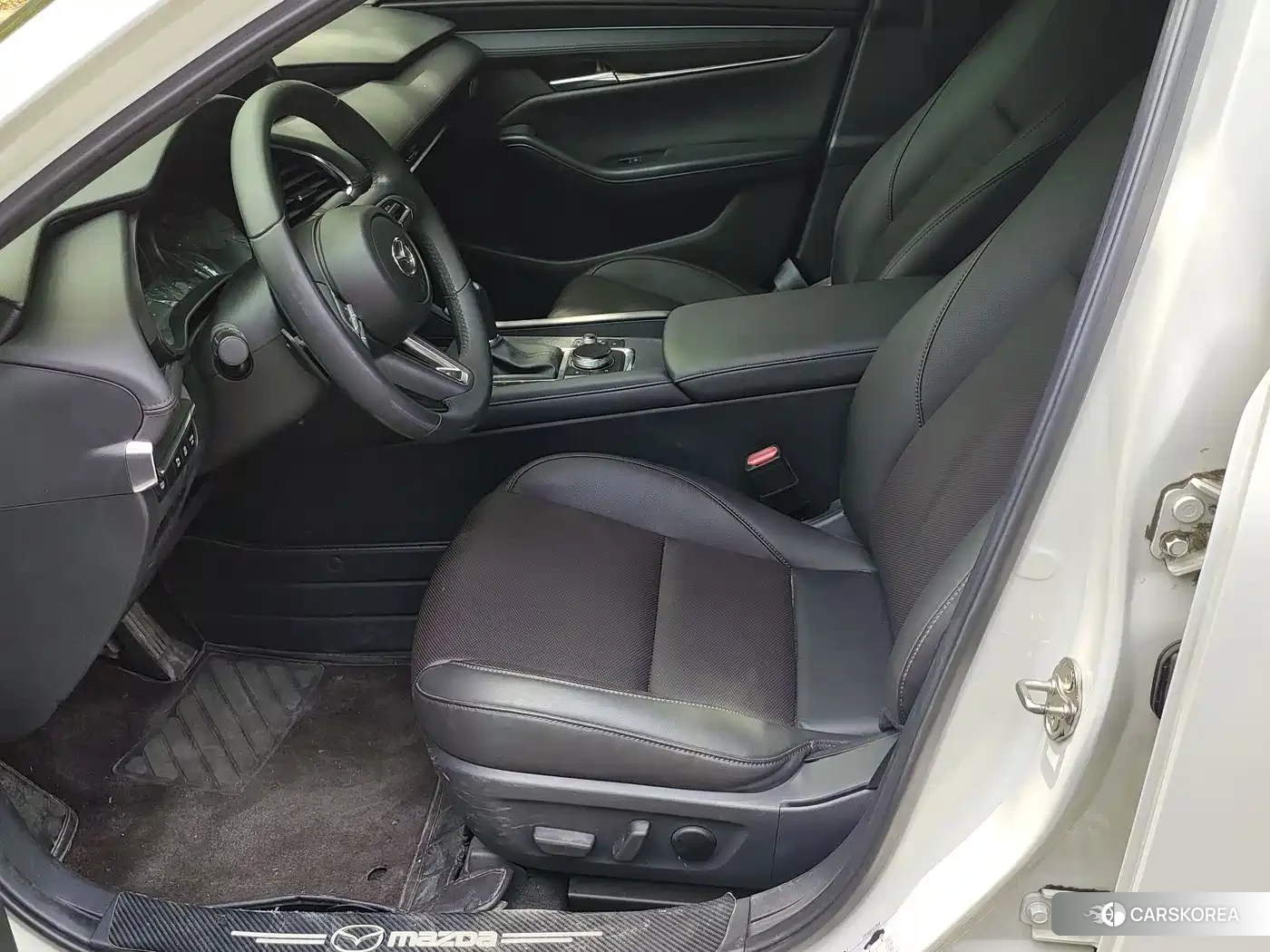 Mazda 3 2021 Белый из Китая, фото 4
