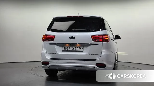 Kia The New Carnival id 3773021 из Кореи 14