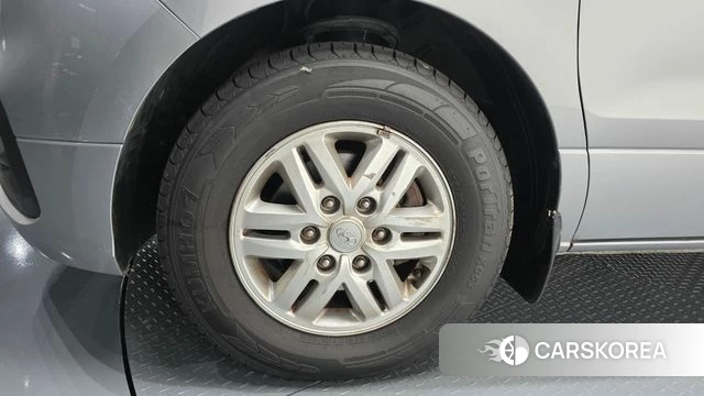 Hyundai The New Grand Starex id 3936341 из Кореи 14