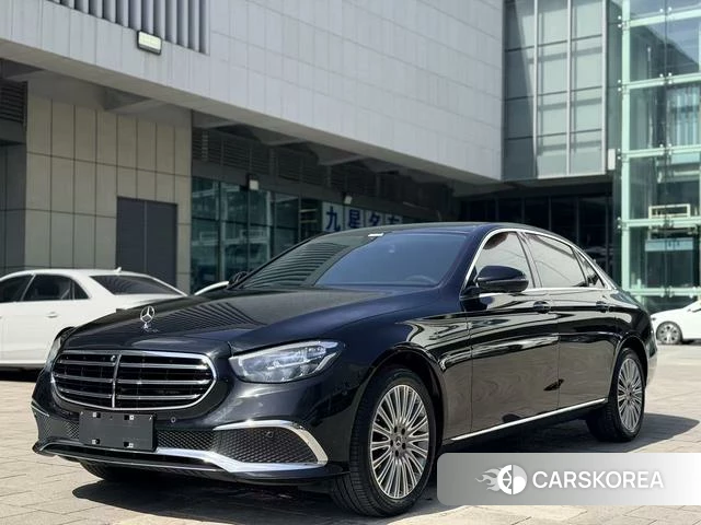 Mercedes-Benz E-class 2023 Черный из Китая, фото 4