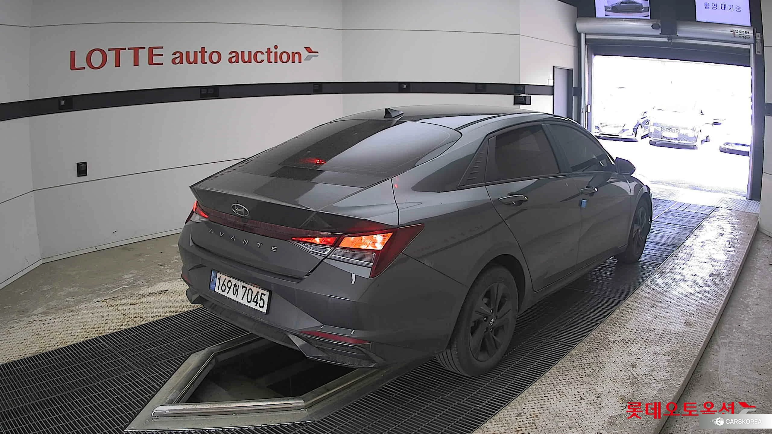 Hyundai Avante id 4289387 из Кореи 32
