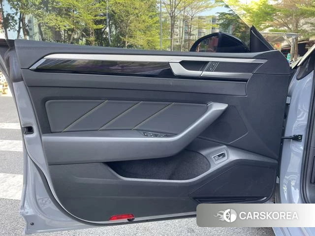 Volkswagen CC id 4274764 из Китая 11