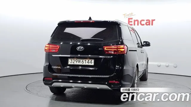 Kia The New Carnival id 2703320 из Кореи 14