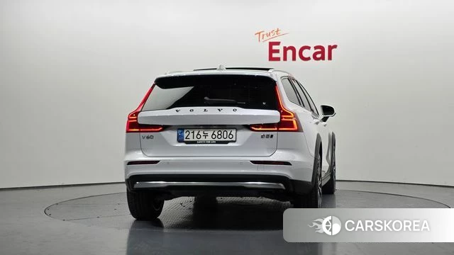 Volvo V60 Cross-Country 2nd Generation id 3953342 из Кореи 14