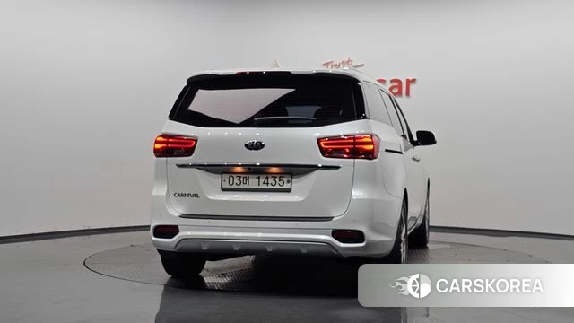 Kia The New Carnival id 4596312 из Кореи 25