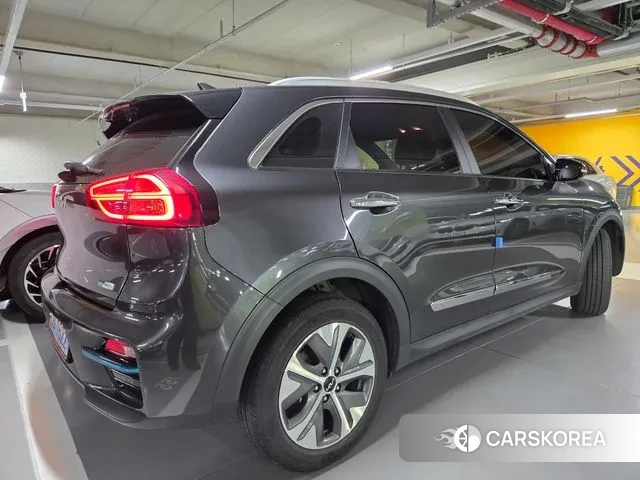 Kia Niro EV id 3361617 из Кореи 8