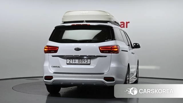 Kia The New Carnival id 4543607 из Кореи 28