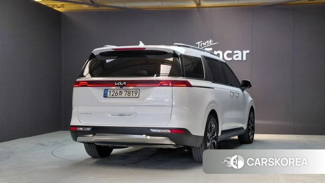 Kia Carnival 4th generation id 4323351 из Кореи 24