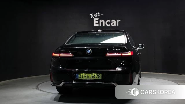 BMW 7 Series (G70) id 4400272 из Кореи 24