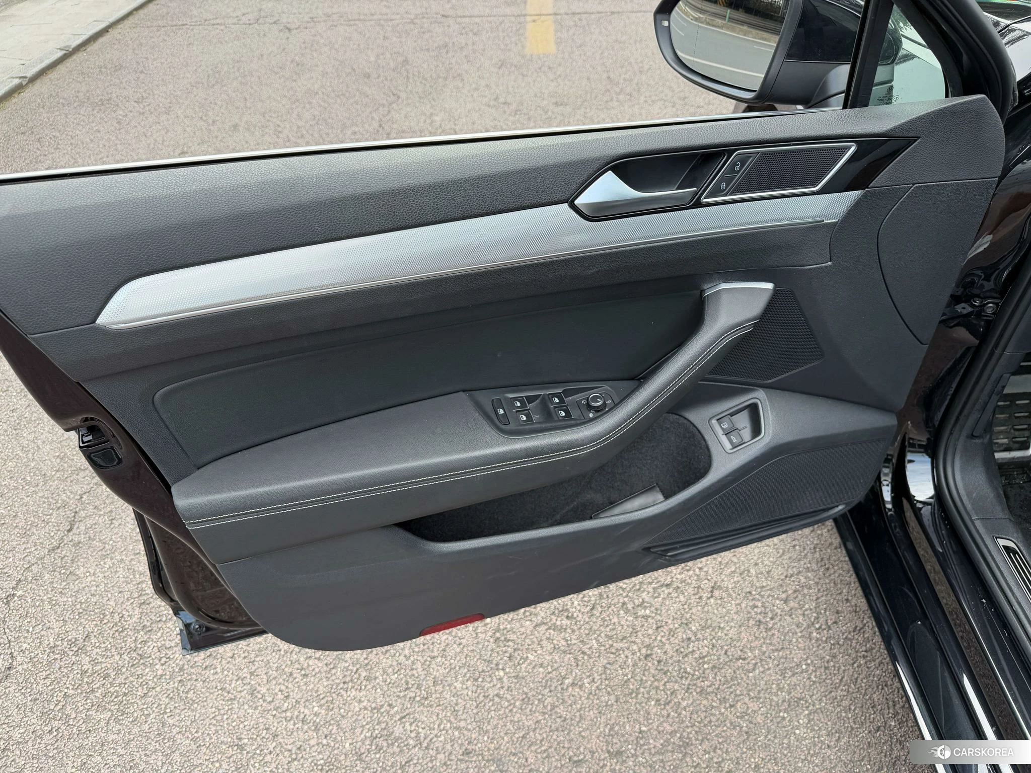 Volkswagen Magotan PHEV id 4461597 из Китая 8