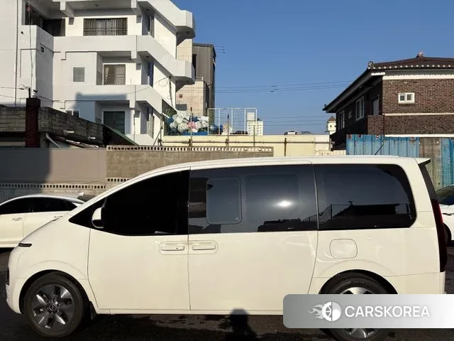 Hyundai Staria id 3425844 из Кореи 8