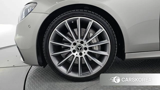 Mercedes-Benz E-Class W213 id 4249816 из Кореи 27