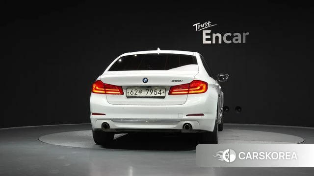 BMW 5 Series (G30) id 4245816 из Кореи 25