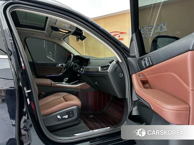 BMW X5 (imported) 2021 Черный из Китая, фото 5