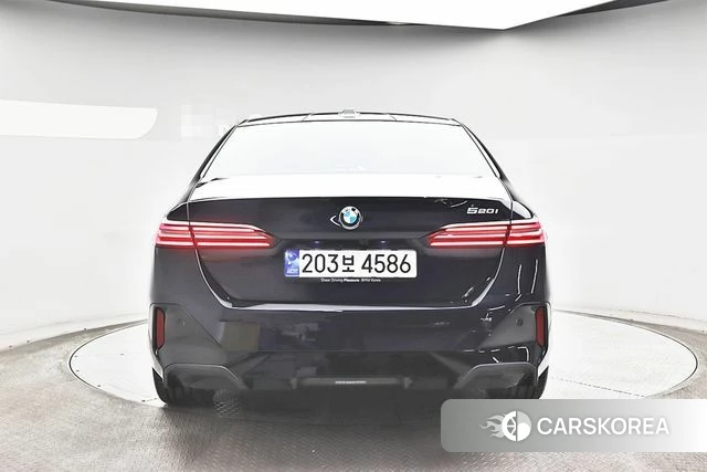 BMW 5 Series (G60) id 4871195 из Кореи 14