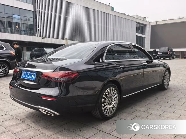 Mercedes-Benz E-class 2022 Черный из Китая, фото 4