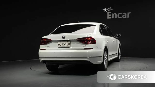 Volkswagen The New Passat id 4642888 из Кореи 31