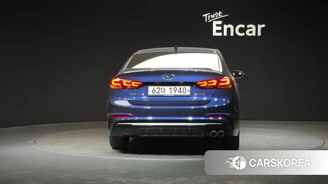 Hyundai Avante AD id 3861631 из Кореи 14