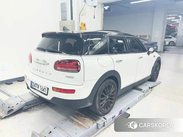 Mini Cooper Clubman 2023 Белый из Кореи, фото 5