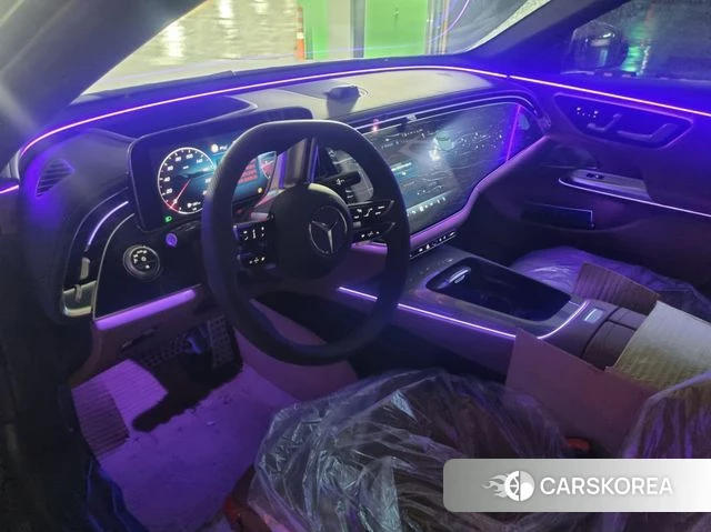 Mercedes-Benz E-Class W214 2026 Серебристо-серый из Кореи, фото 4