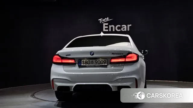 BMW 5 Series (G30) id 3737351 из Кореи 14