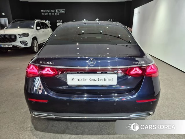 Mercedes-Benz E-Class W214 id 3909289 из Кореи 14