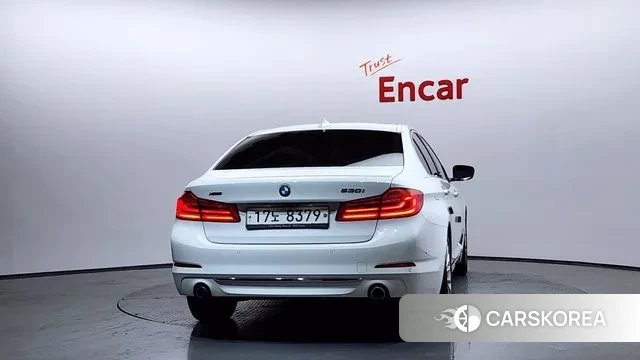 BMW 5 Series (G30) id 3737028 из Кореи 14