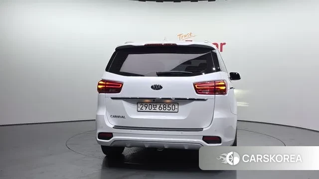 Kia The New Carnival id 3499570 из Кореи 14