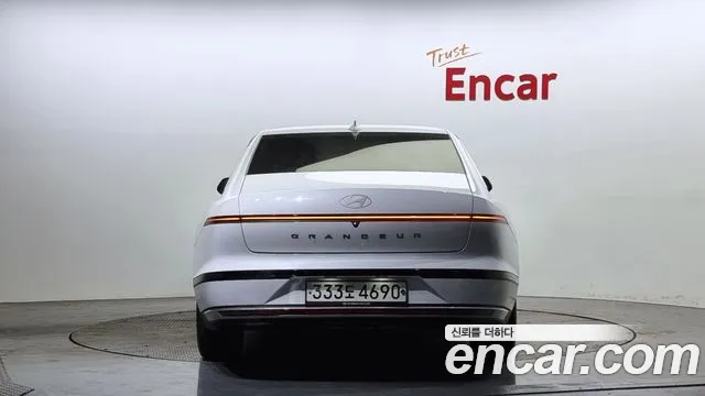 Hyundai Grandeur (GN7) id 2369157 из Кореи 14