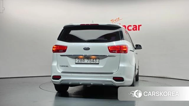 Kia The New Carnival id 4794851 из Кореи 28
