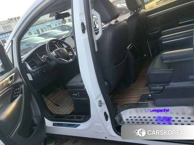 GAC Trumpchi Trumpchi M8 id 4209055 из Китая 13