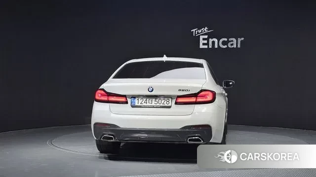 BMW 5 Series (G30) id 3498023 из Кореи 14