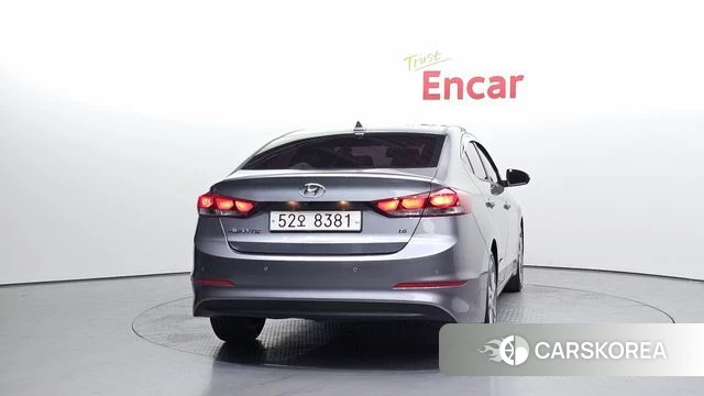 Hyundai Avante AD id 3880253 из Кореи 14