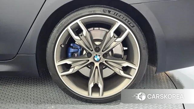 BMW 5 Series (G30) id 3697688 из Кореи 14